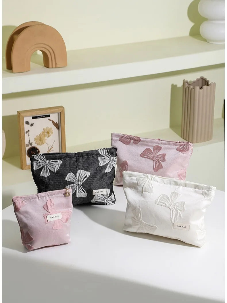 Makeup Bag Large Checkered Cosmetic Bag Capacity Travel Toiletry Bag Cute Makeup Brushes Aesthetic Accessories Storage Bag